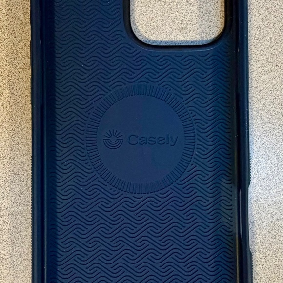 $45 Casely Picking Daisies Cottagecore Case iPhone 16 Pro Max Bold MagSafe - Picture 2 of 3